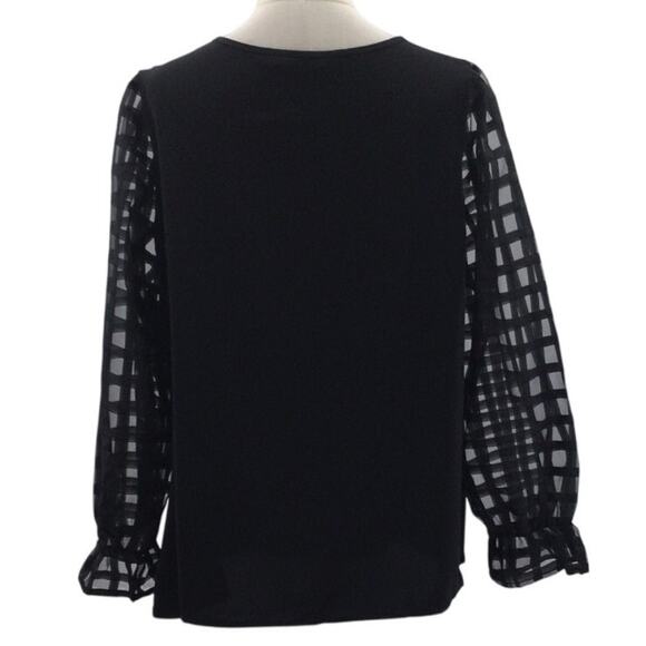 BLOOMCHIC 14-16 1X Plus Black Long Sleeve Neck Cut Out Shirt Blouse NWT B67 - Picture 4 of 8